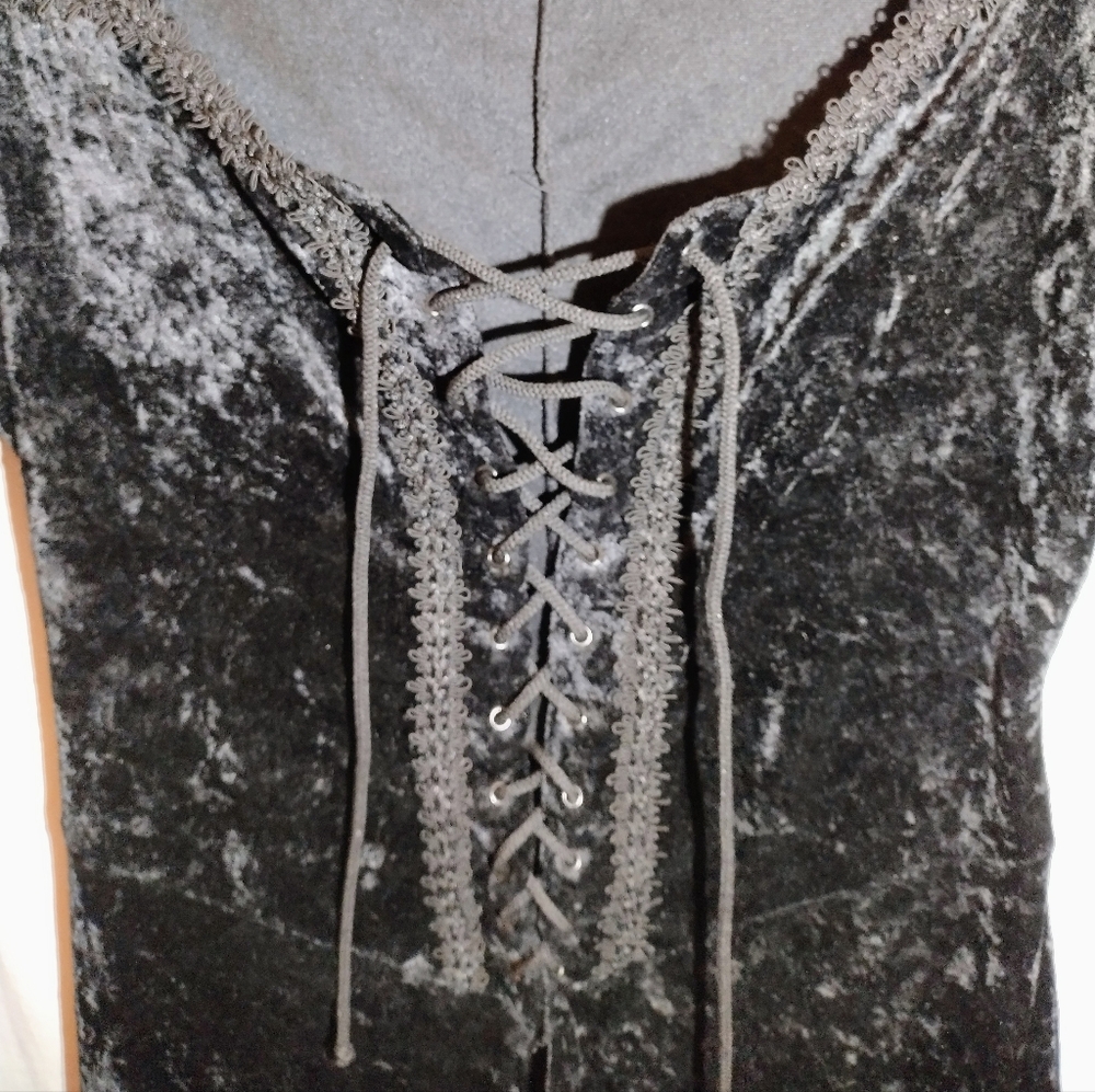 Lip Service Lace-up Top Size M  TRIPP NYC ROYAL BONES - Picture 3 of 13
